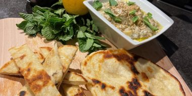 Inspiratiehuis - recept - Pita brood met dip van geroosterde aubergine